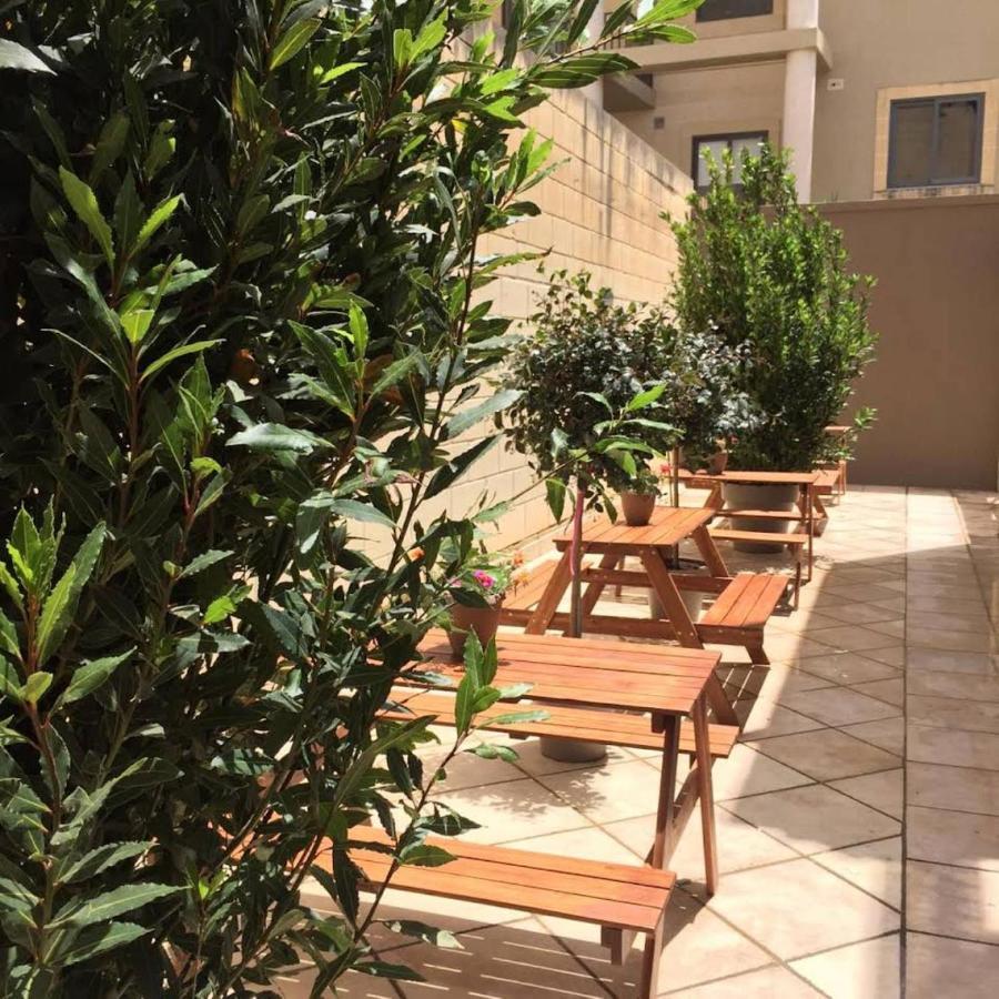 Villa Arjuza - Private Self Catering Bedrooms With Bathroom Is-Swieqi Exterior foto